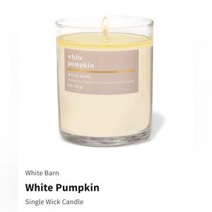 White Barn “White Pumpkin” Single Wick Candle w Decorative Metal Lid.